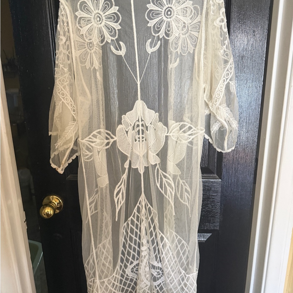 Rebellion White Floral Lace Top